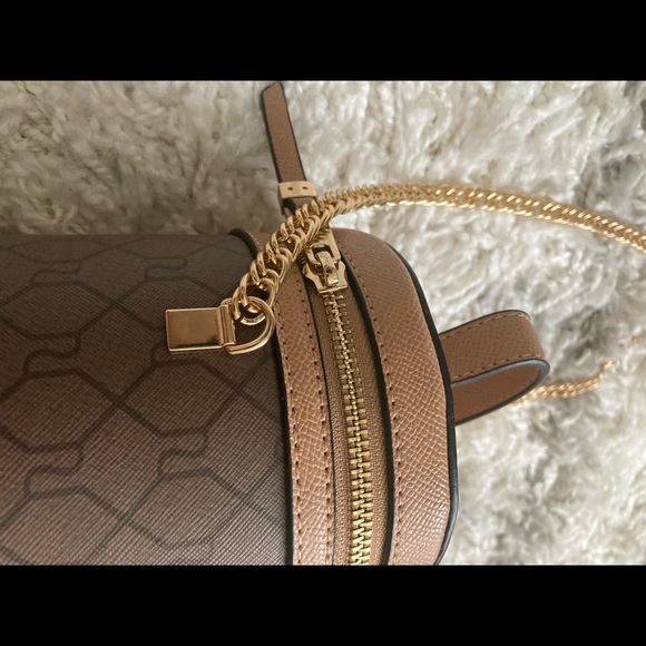 River Island monogram bucket bag - Picture 7 of 11